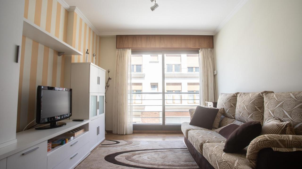 Apartamento En El Centro Con Plaza De Garaje A Guarda Exteriér fotografie